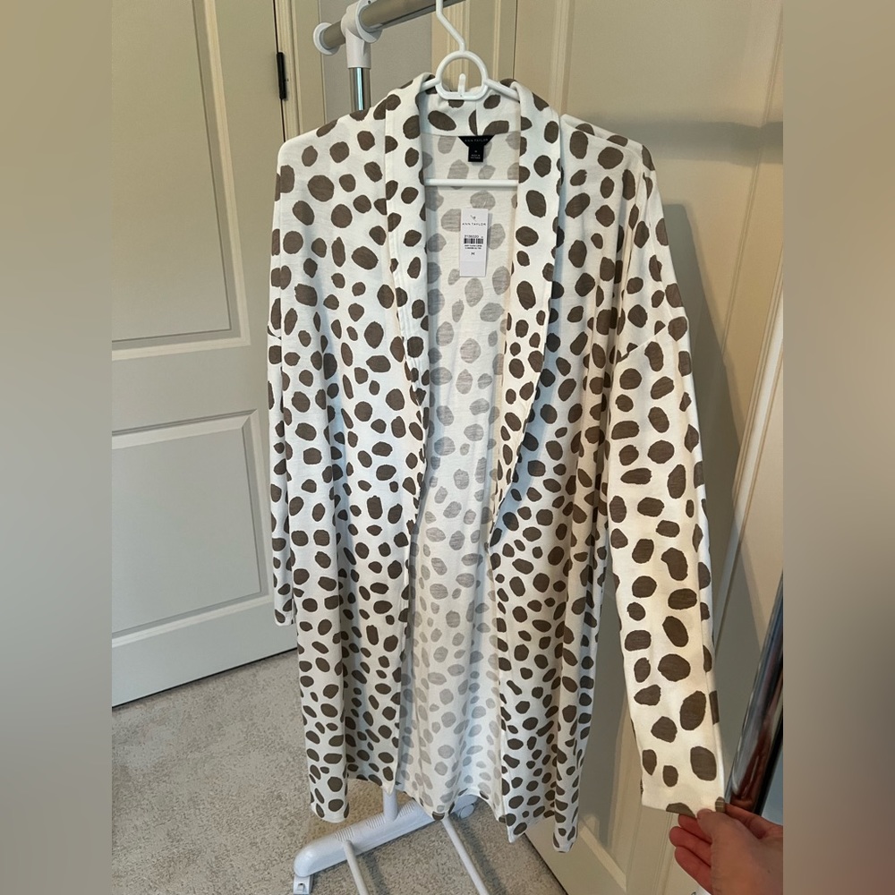 Ann Taylor NWT lounge duster